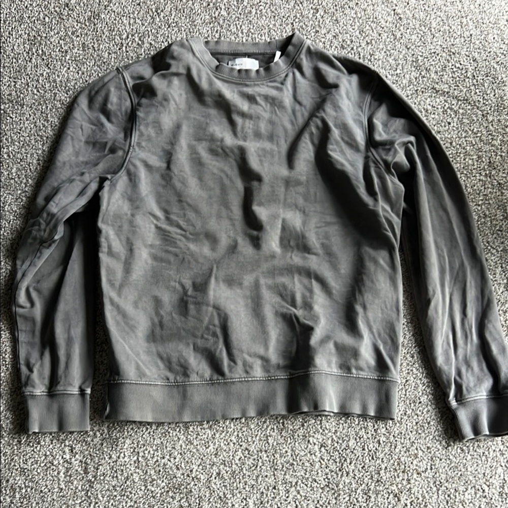 BLDWN Charcoal Gray Crewneck pullover with Ribbed Details